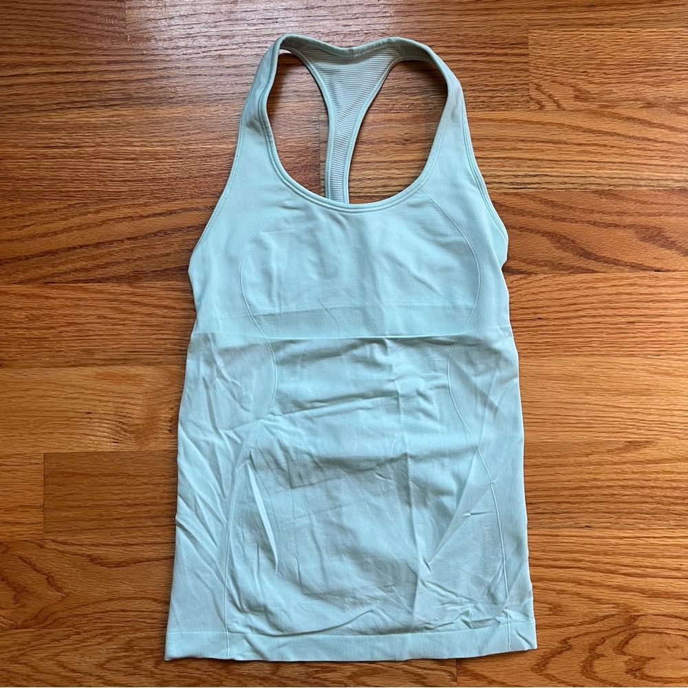 Lululemon aqua tank with built in bra size 6